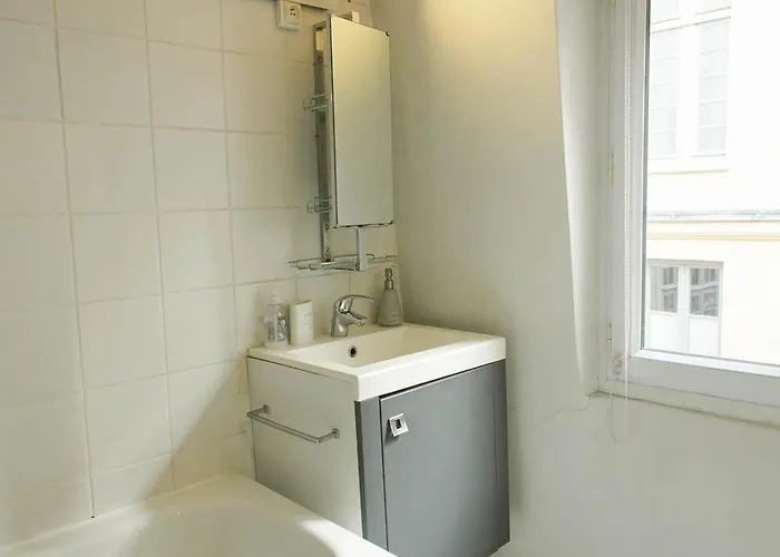 Ile Saint Louis - 1br - Cityapartmentstay Paris